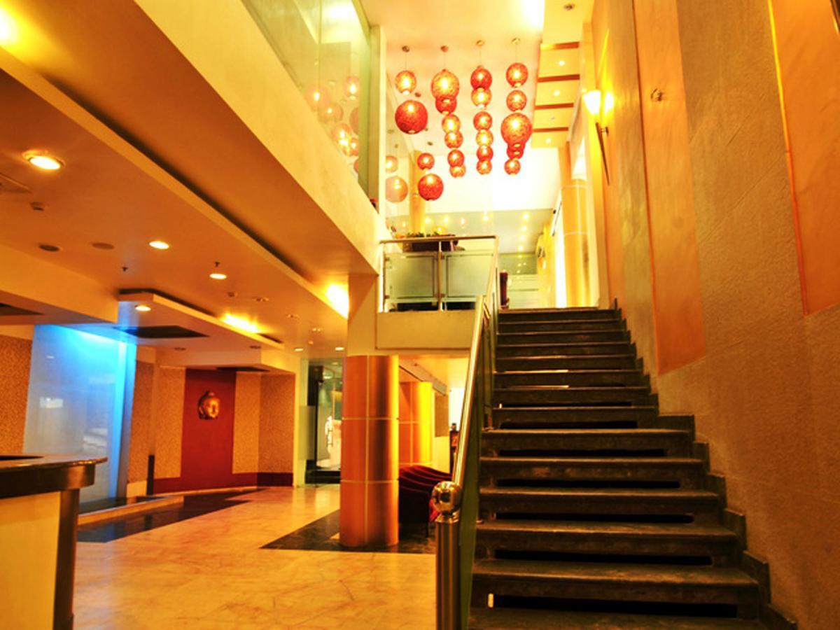 The White Klove New Delhi Exterior photo