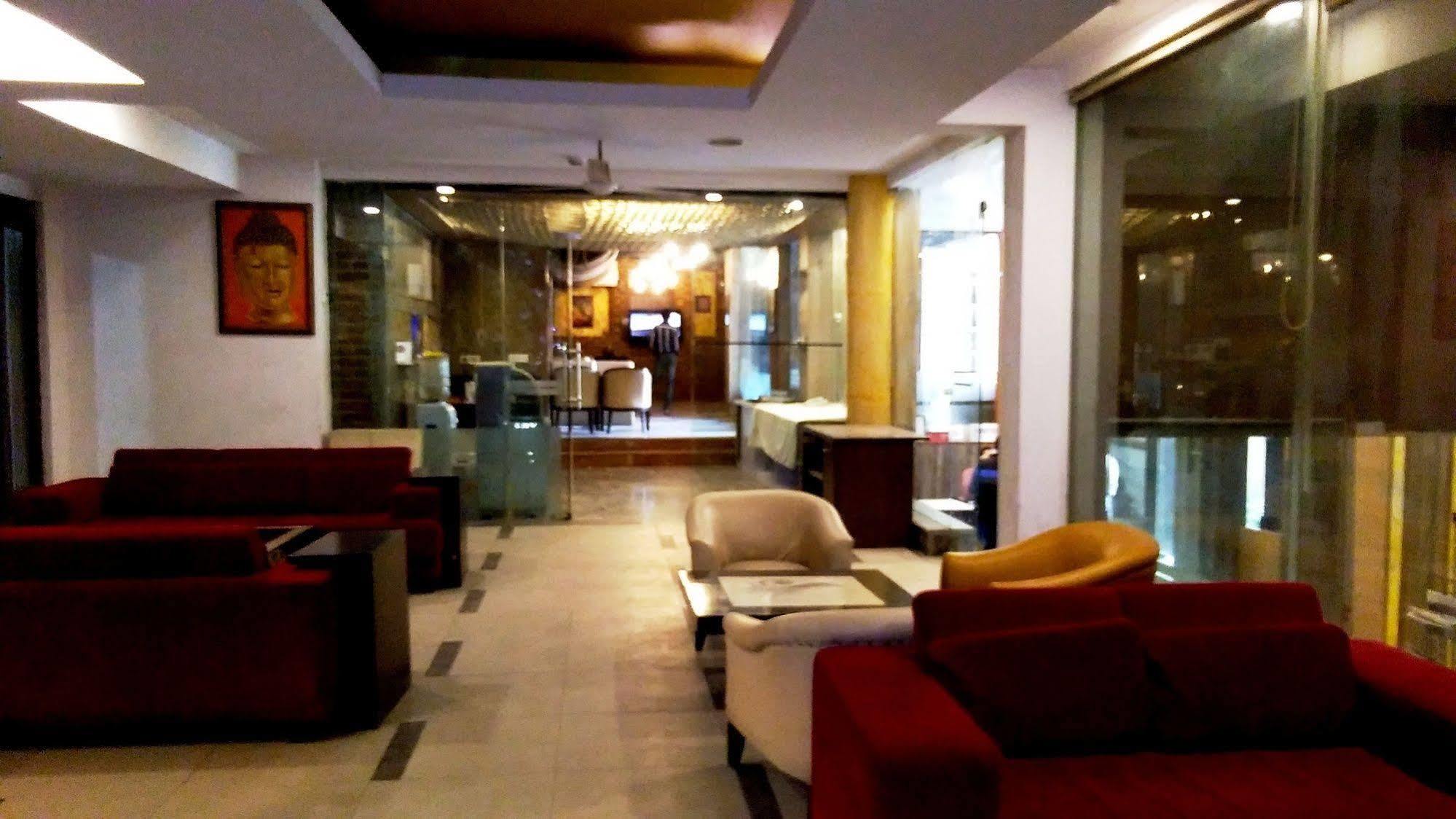 The White Klove New Delhi Exterior photo