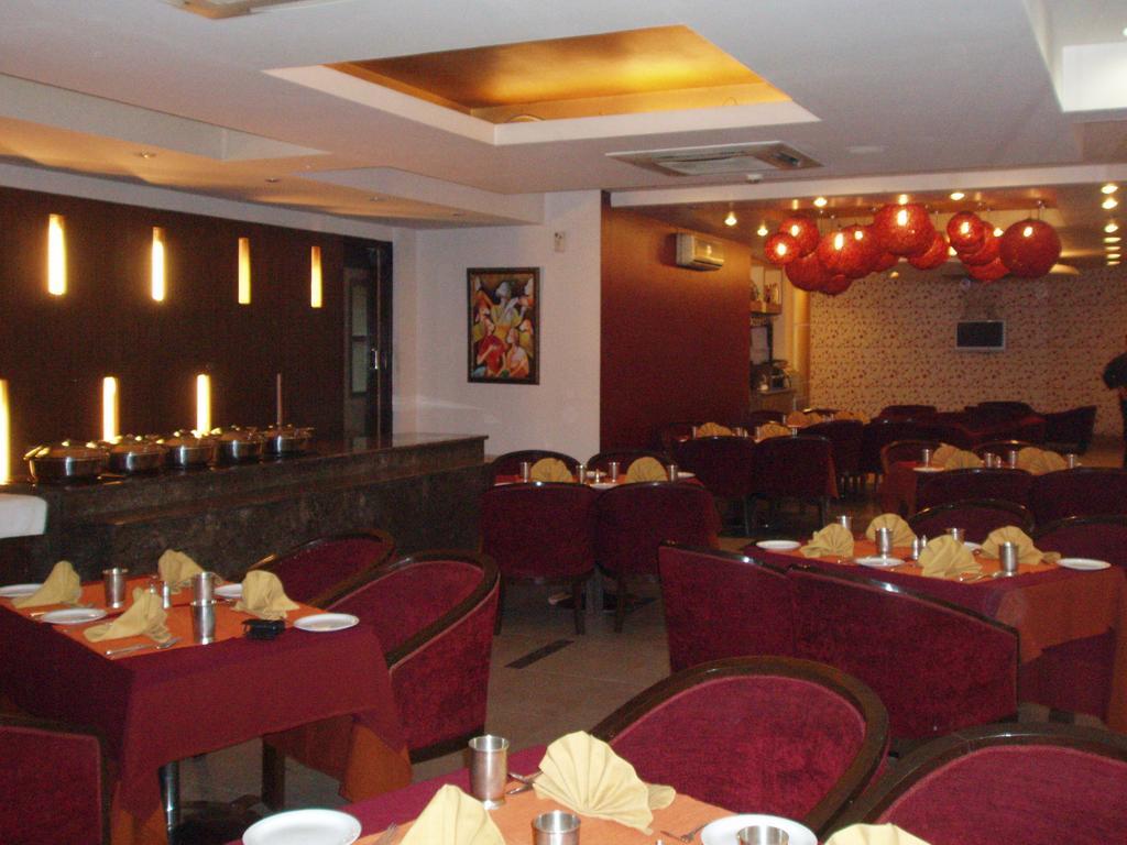 The White Klove New Delhi Exterior photo